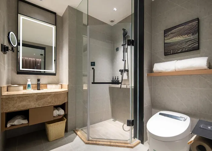 Atour Hotel Qingdao Jinshatan Xiangjiang Road Subway Station